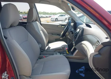 2012 Subaru Forester 2.5X Premium из США, поврежденный, VIN JF2SHBDC4CH419526